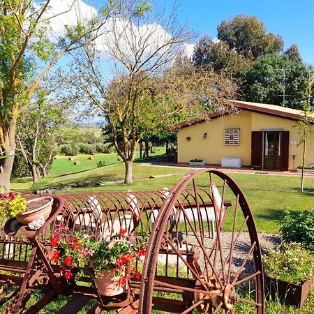 Agriturismo La Sorgente فونتيبلاندا المظهر الخارجي الصورة