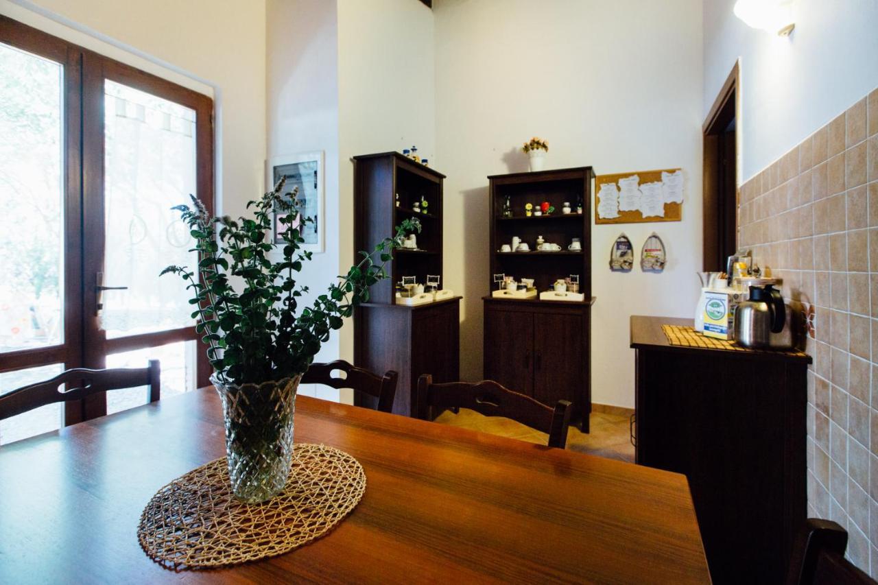 Agriturismo La Sorgente فونتيبلاندا المظهر الخارجي الصورة