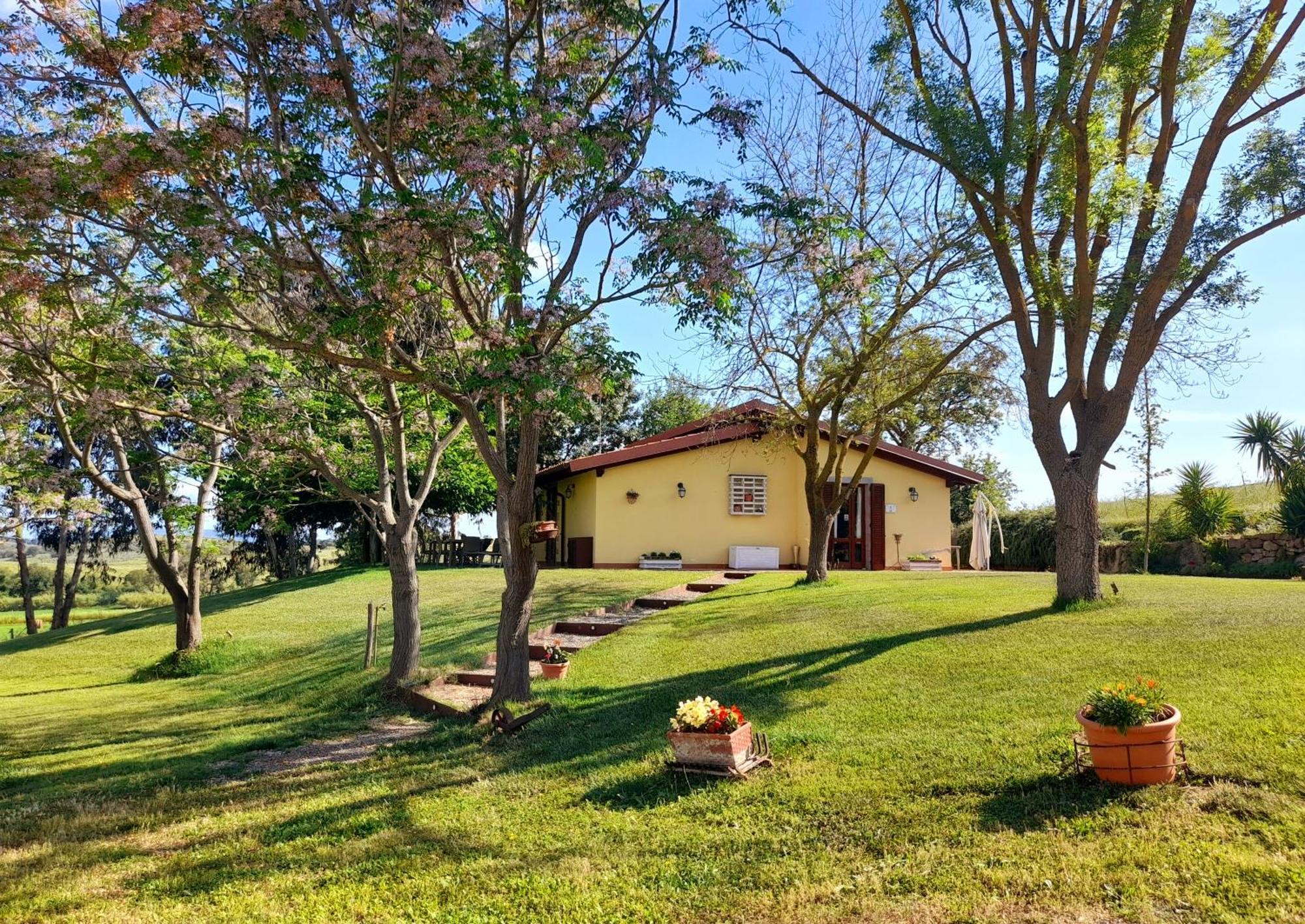Agriturismo La Sorgente فونتيبلاندا المظهر الخارجي الصورة